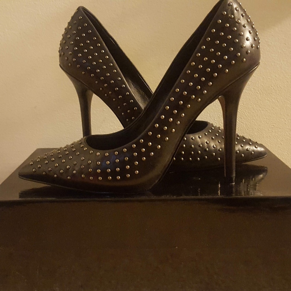 Woman's pumps